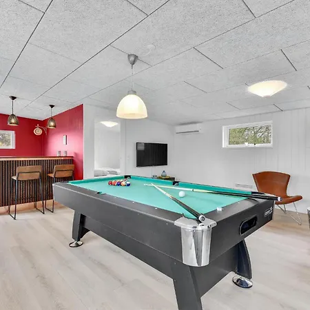 Stunning In With Kitchen *