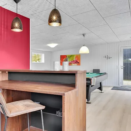 Stunning In With Kitchen 度假居 *